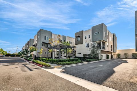 318 Bridgewater 5 Gardena CA 90247