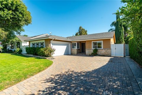 5446 Matilija Avenue Sherman Oaks CA 91401