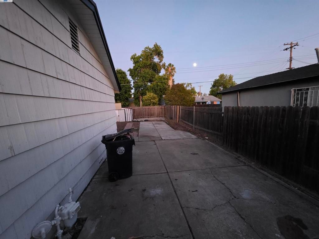 Photo of 7527 24th Street St, Sacramento, CA 95822 (MLS # 41113836)