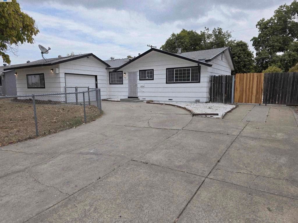 Photo of 7527 24th Street St, Sacramento, CA 95822 (MLS # 41113836)