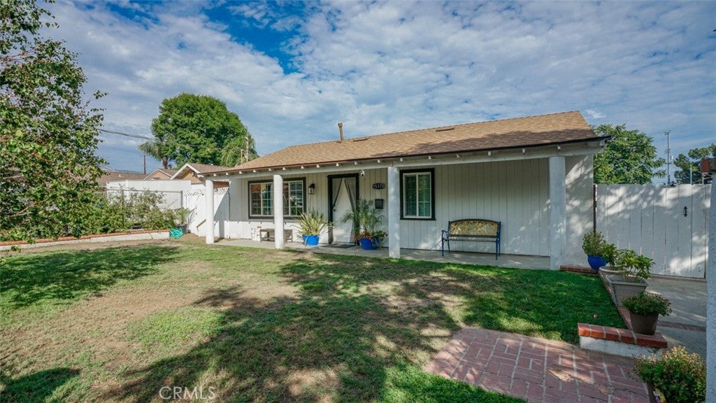 15370 Kadota ST