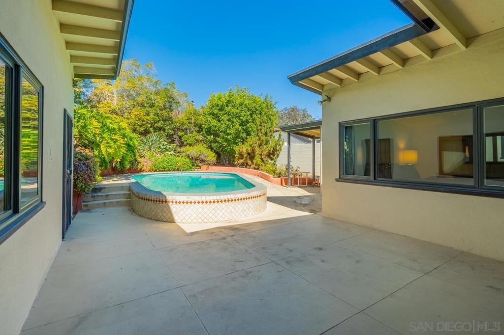 Mission Hills - Residential