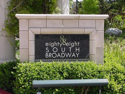 Photo of 88 S Broadway #1202, Millbrae, CA 94030 (MLS # ML82041377)