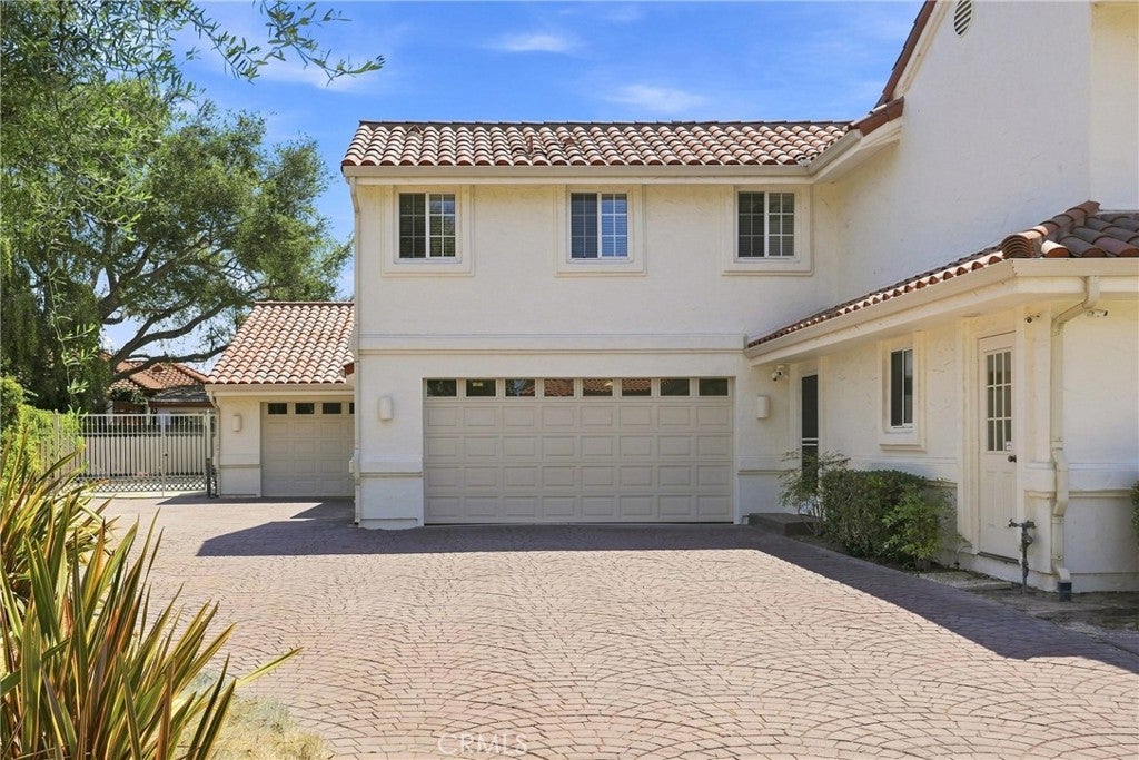 4690 Crimson Court