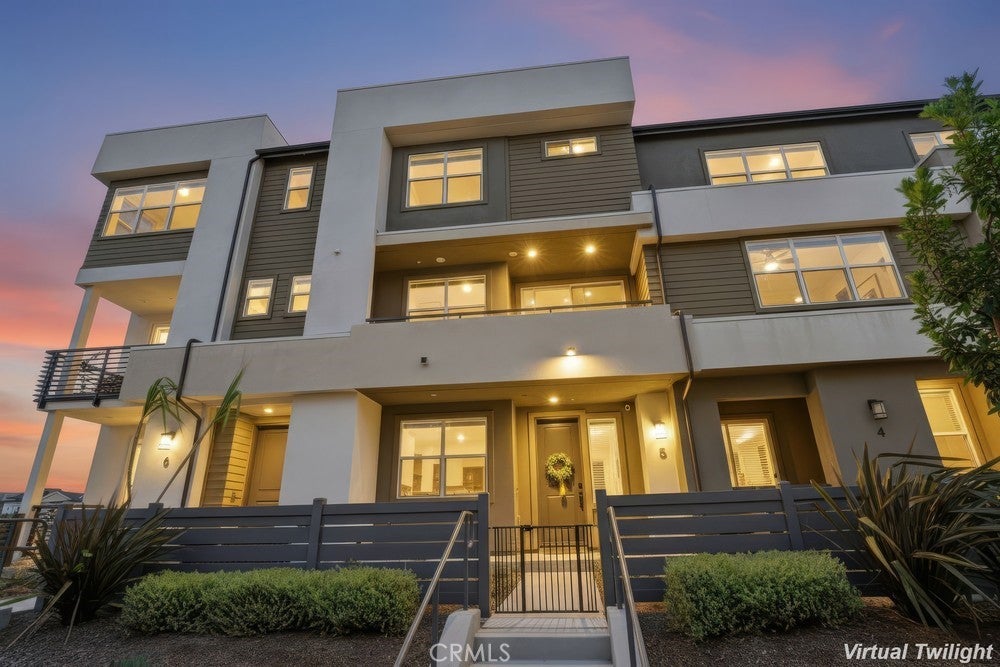 789 Vada St