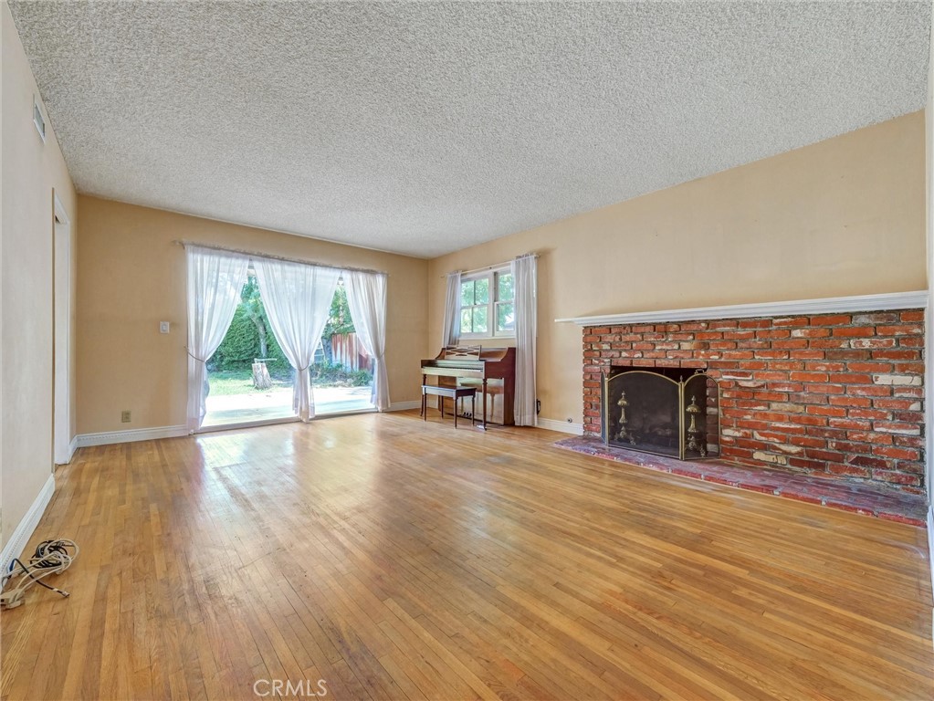 1416 W 4th Street