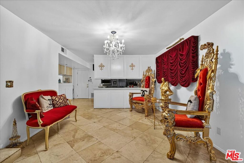 3430 Mclaughlin Avenue