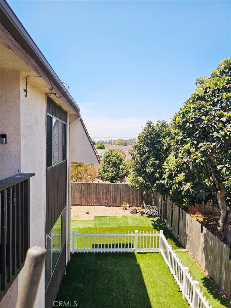 956 S 13th