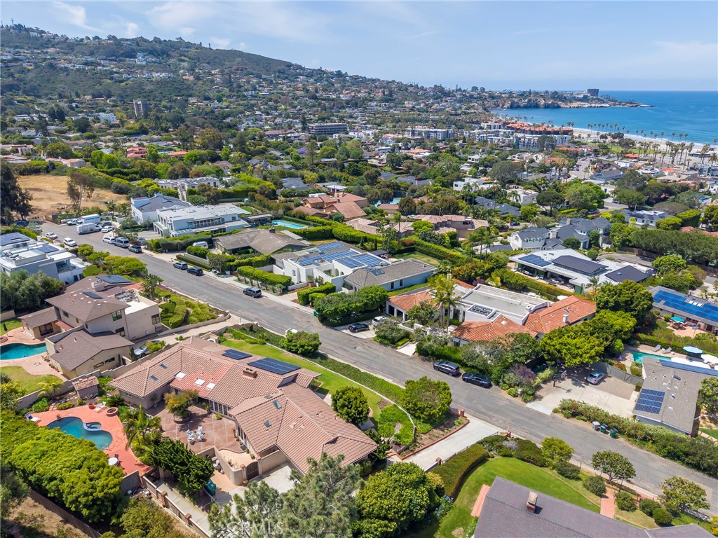 8361 Calle Del Cielo