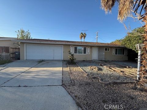 Photo of 43441 Acacia Ave, Hemet, CA 92544 (MLS # WS26067060)