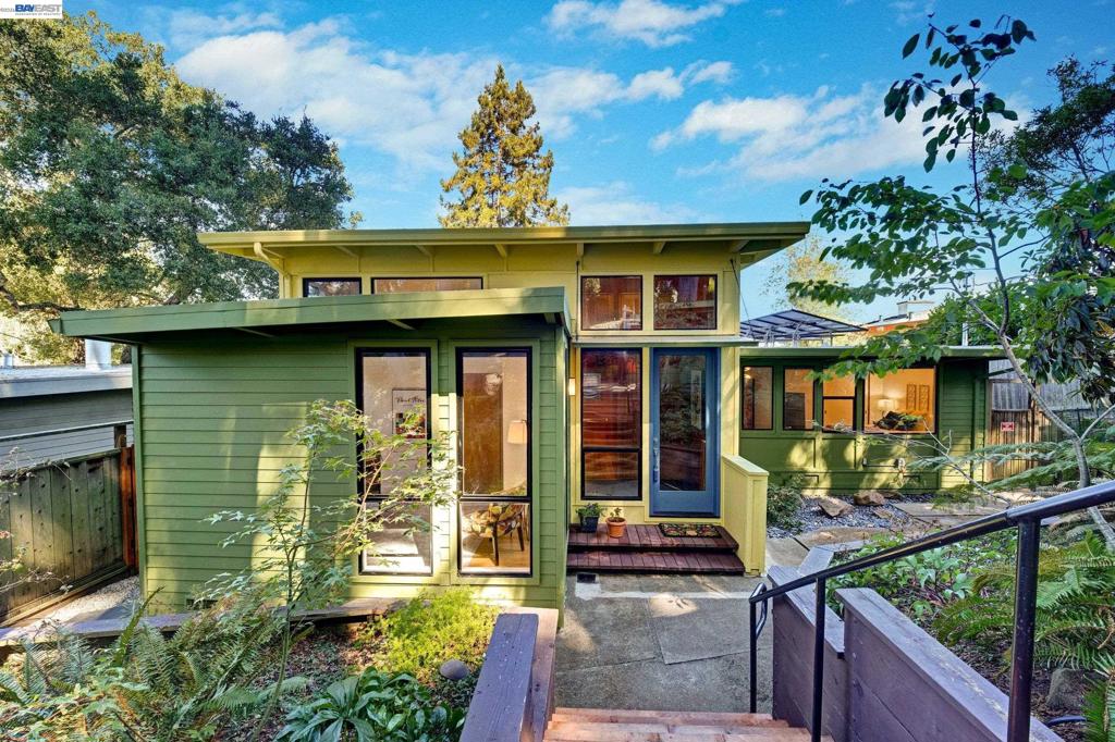 605 Vistamont Avenue