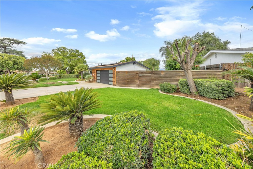 1108 Fletcher