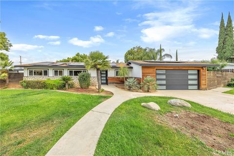Photo of 1108 Fletcher AVE, Redlands, CA 92373 (MLS # IV26105288)