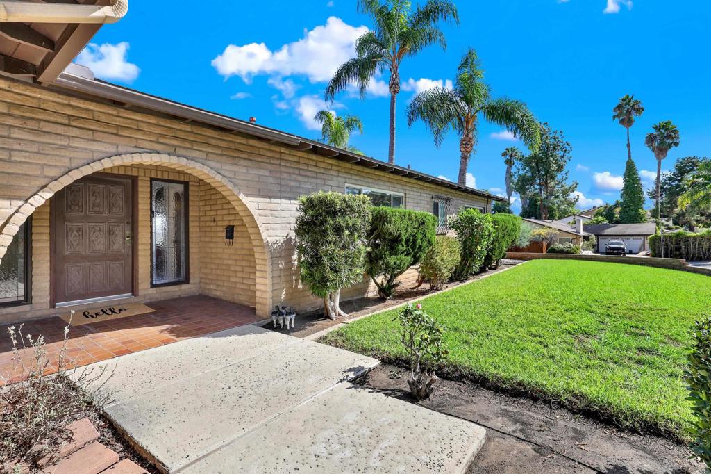 1490 Swallow Drive