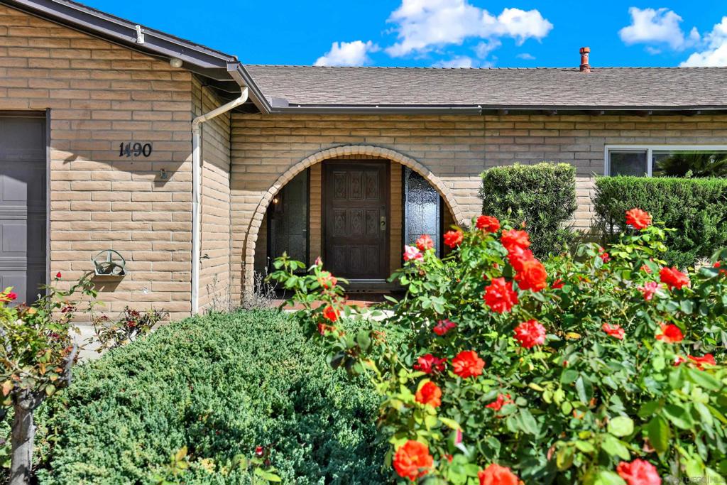 1490 Swallow Drive