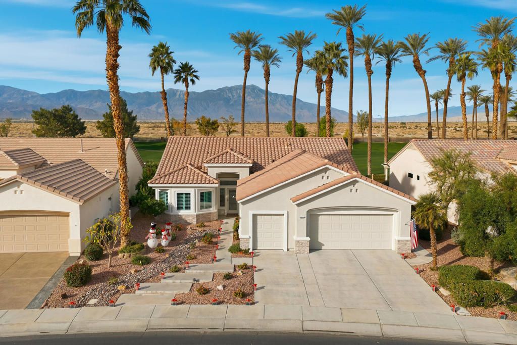 Photo of 35235 Inverness Avenue, Palm Desert, CA 92211 (MLS # 219140221DA)