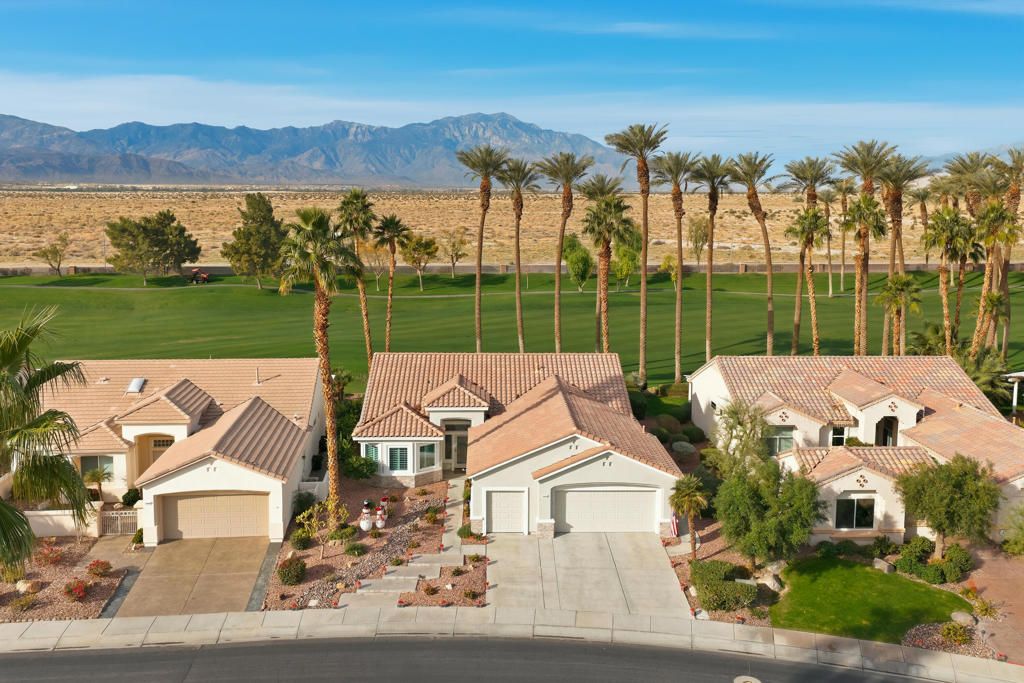 Photo of 35235 Inverness Avenue, Palm Desert, CA 92211 (MLS # 219140221DA)