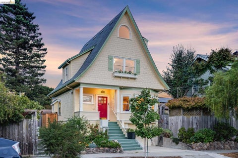 Photo of 2343 Roosevelt Ave AVE, Berkeley, CA 94703 (MLS # 41148466)