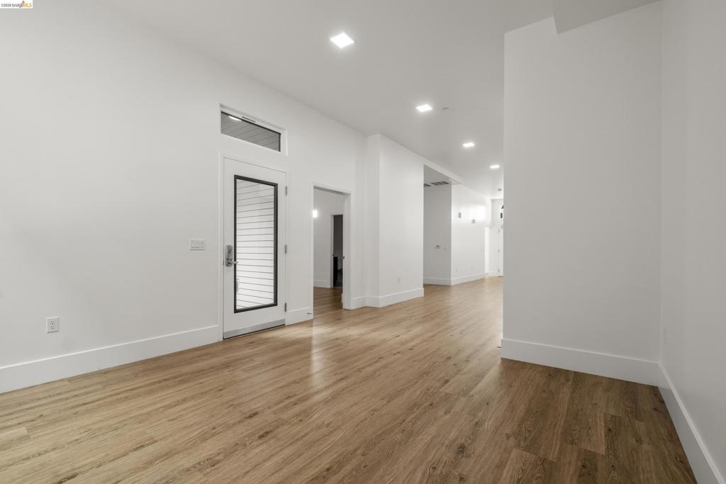 1545 32nd Street 111