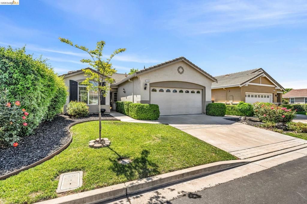 Photo of 1124 Jonagold Way Way, Brentwood, CA 94513 (MLS # 41130204)