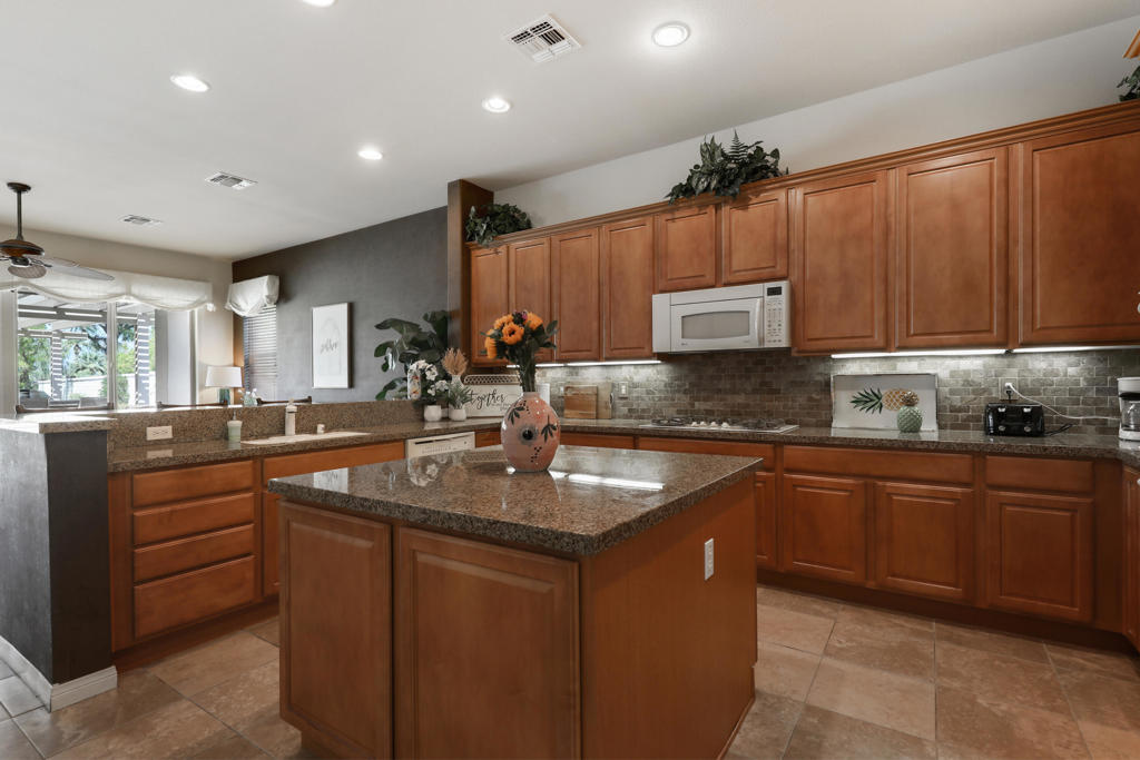 Sun City Shadow Hills (30921) - Residential