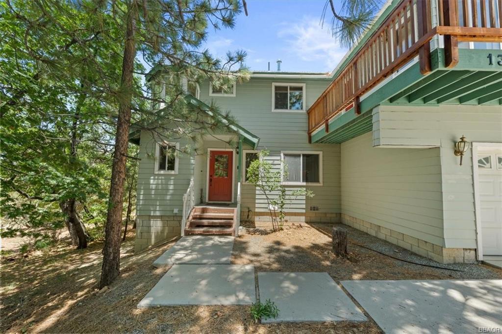 1396 La Crescenta Drive