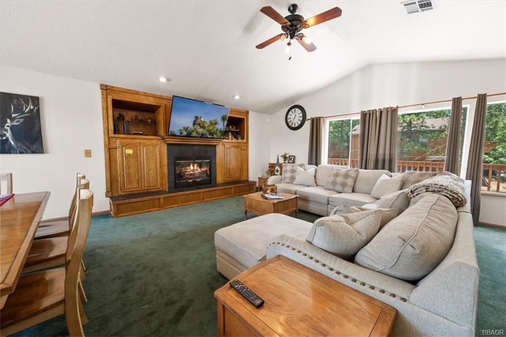 1396 La Crescenta Drive
