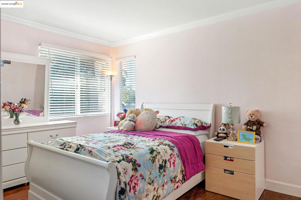 ALMONDTREE - Residential