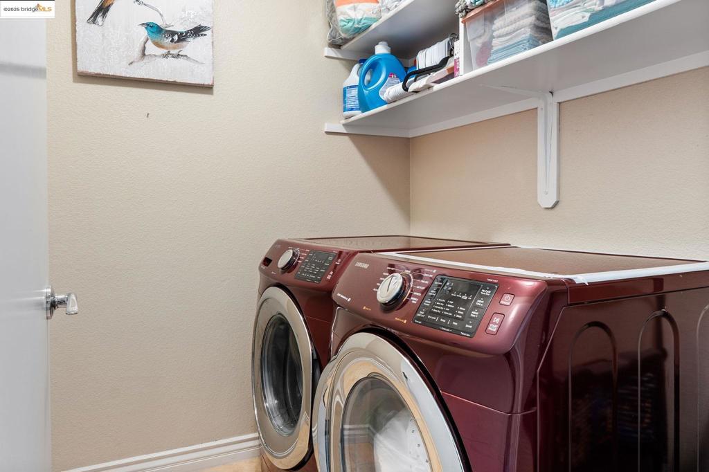 ALMONDTREE - Residential