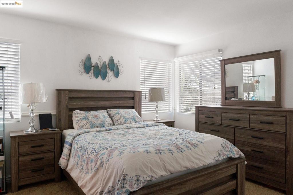 ALMONDTREE - Residential