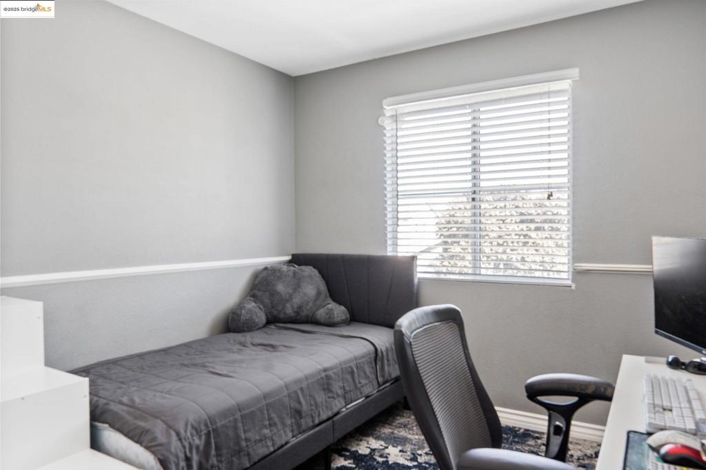 ALMONDTREE - Residential