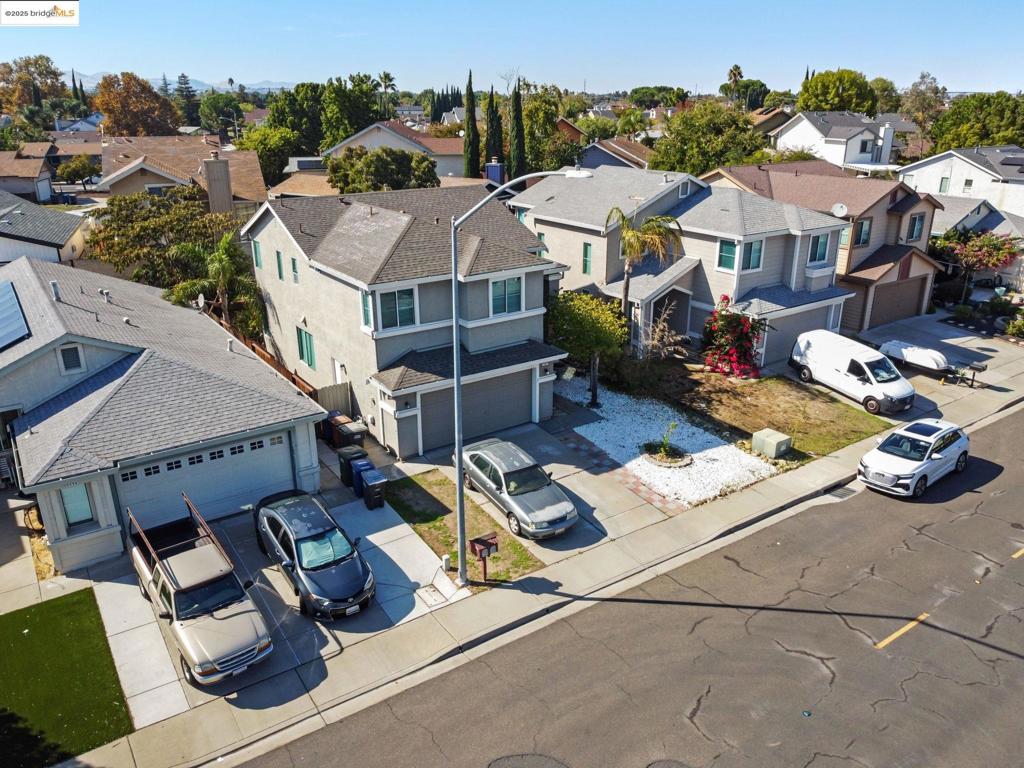 ALMONDTREE - Residential