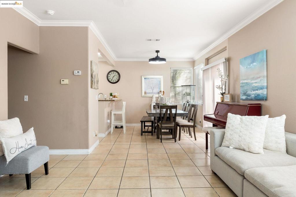 ALMONDTREE - Residential