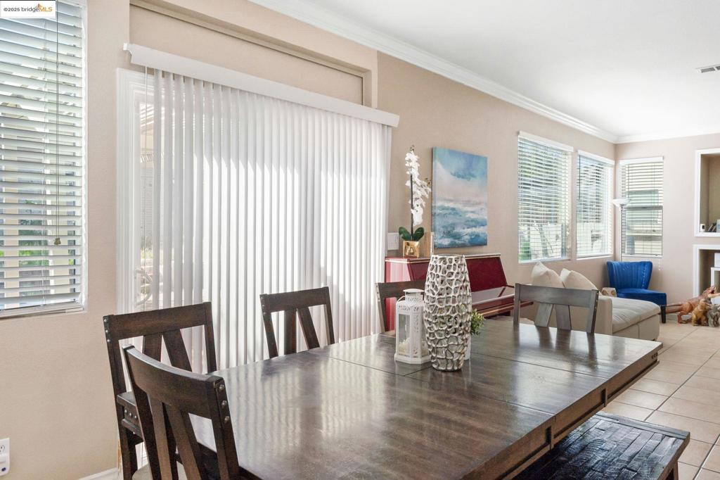 ALMONDTREE - Residential