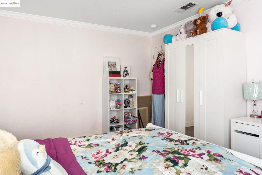 ALMONDTREE - Residential