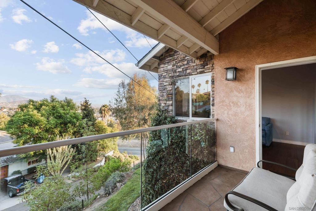 La Mesa - Residential
