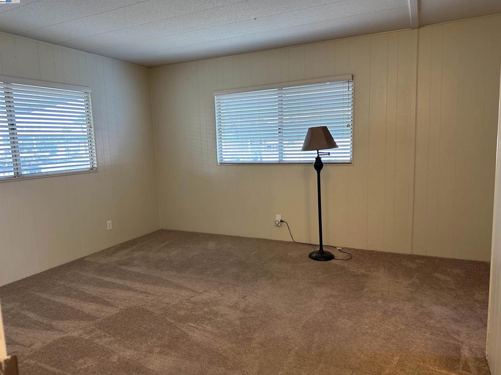 ALVARAILES - Manufactured In Park