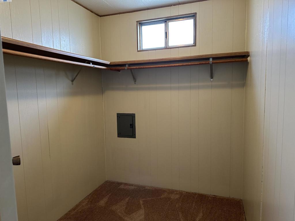 ALVARAILES - Manufactured In Park