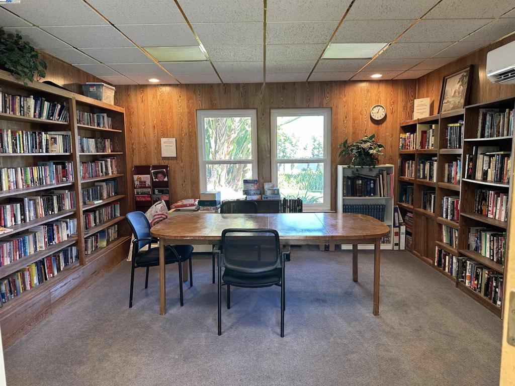 ALVARAILES - Manufactured In Park