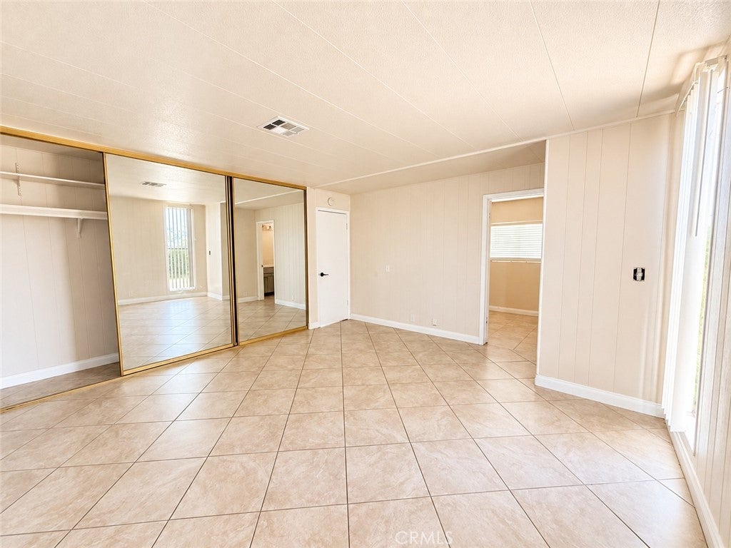 1020 Clayton