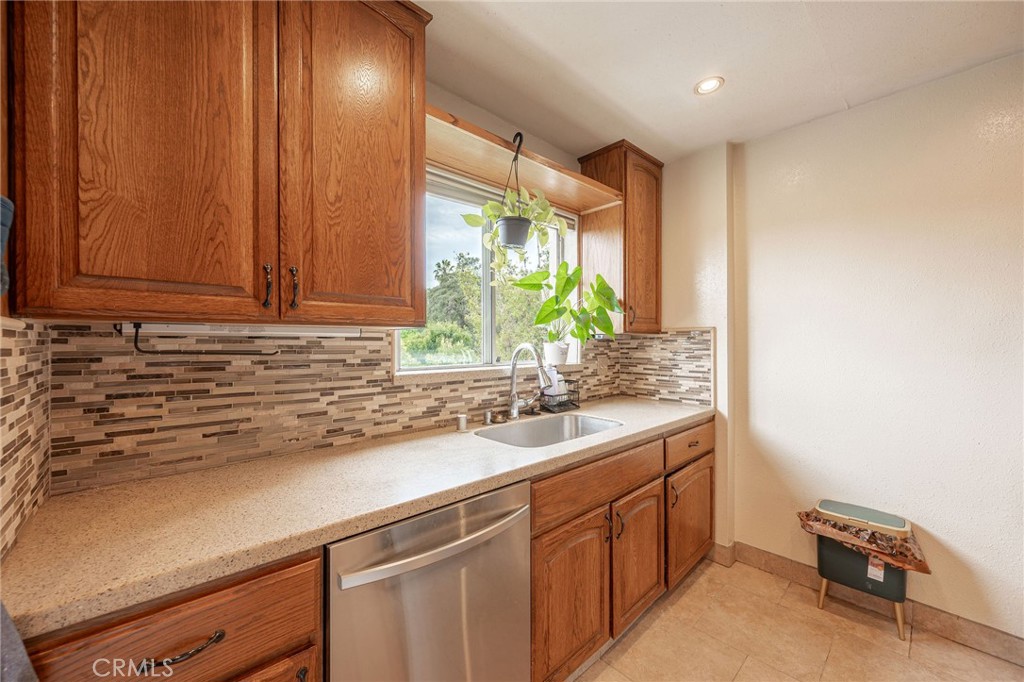 2260 N Cahuenga #507