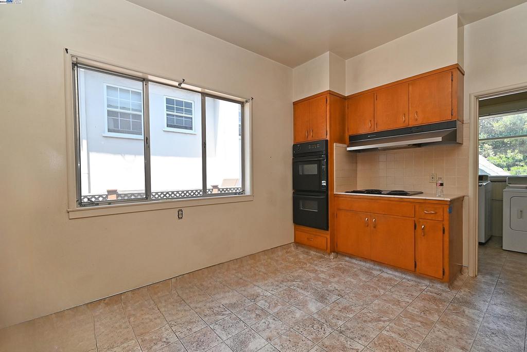 EAST END - Residential