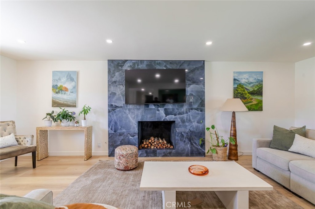 19707 Green Mountain Drive
