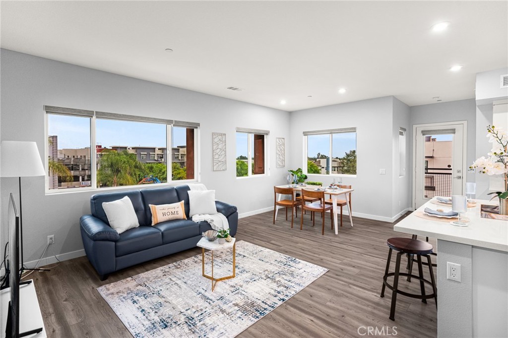 400 W Central Avenue 307