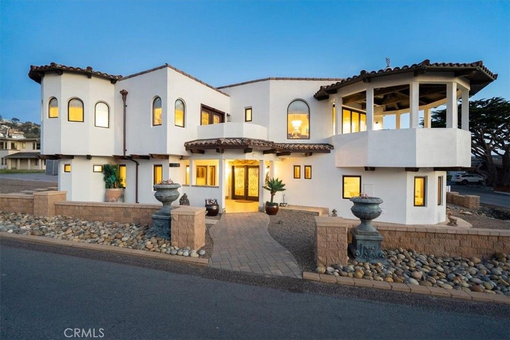 Photo of 2090 Sherwood Dr, Cambria, CA 93428 (MLS # NS25282226)