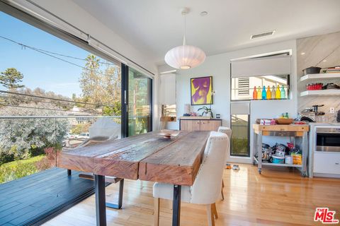 Photo of 581 AGATE Street, Laguna Beach, CA 92651 (MLS # 26791245)
