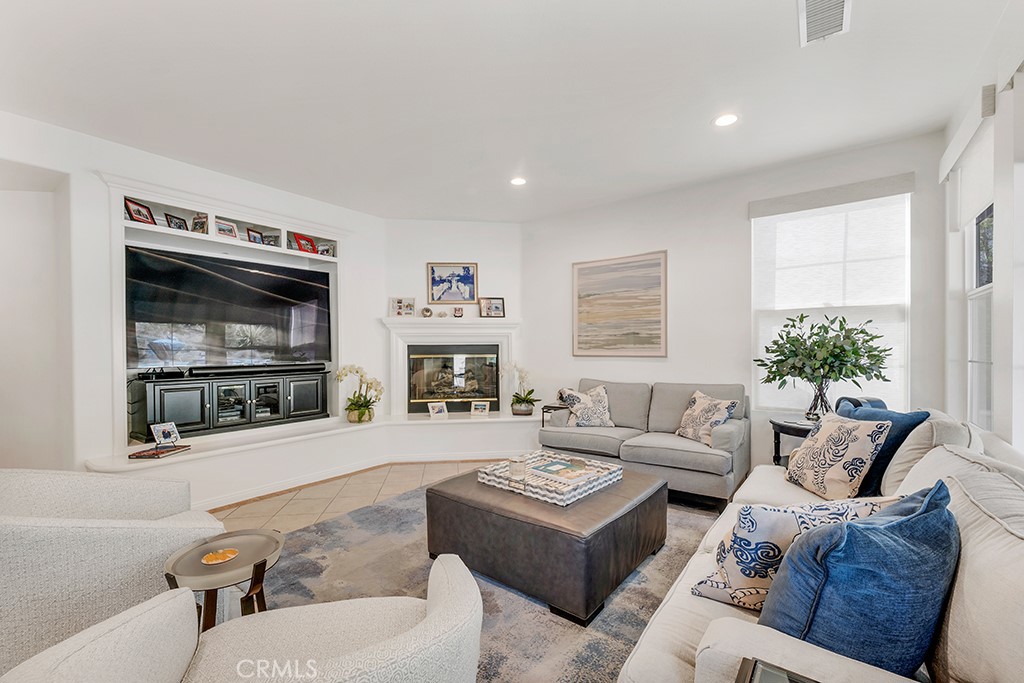 Woodridge (630) - Residential Lease