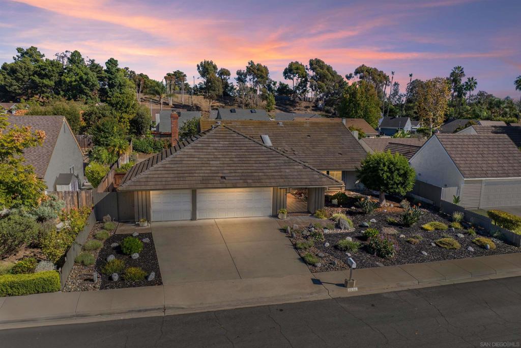 La Costa - Residential Lease