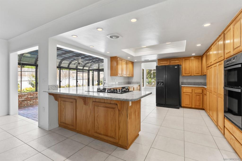 La Costa - Residential Lease