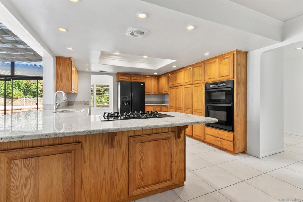 La Costa - Residential Lease